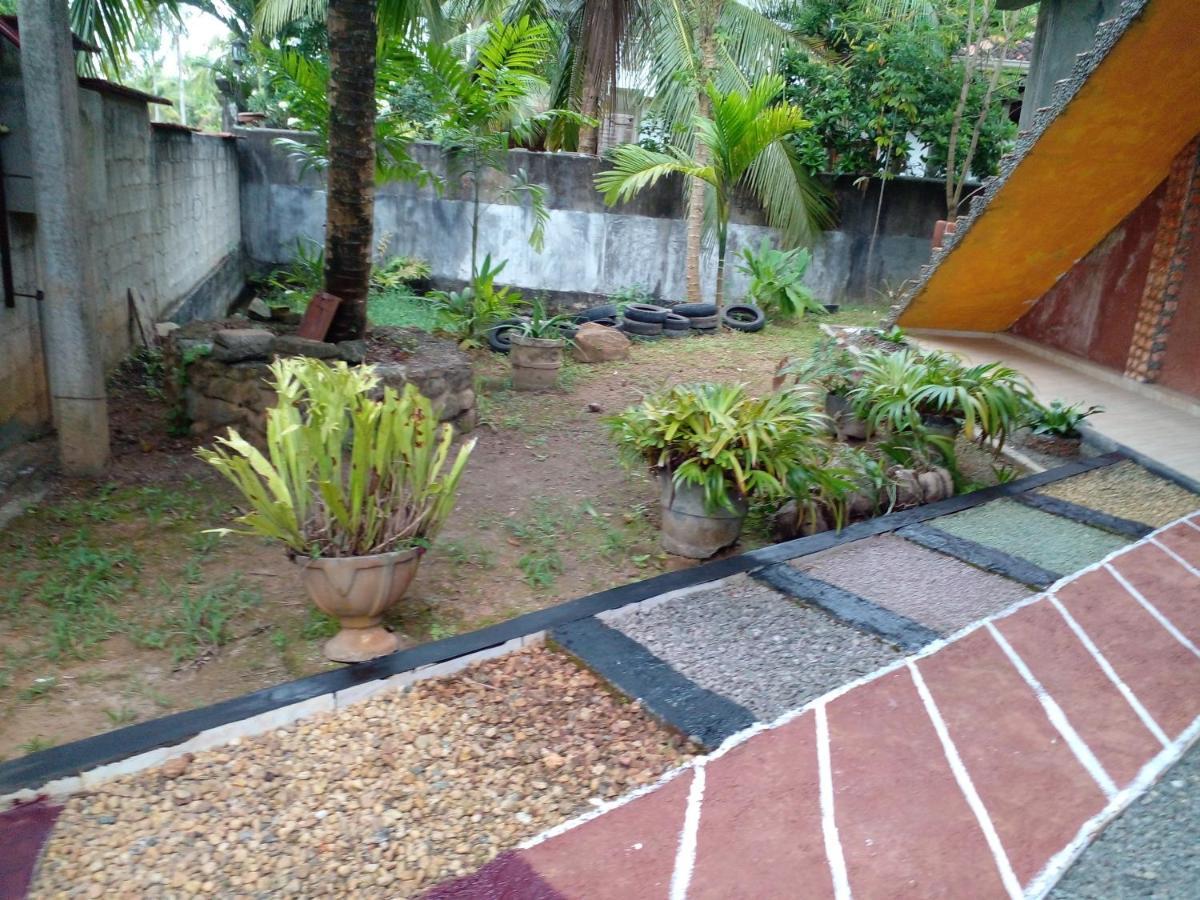 Star Home Stay Bentota Eksteriør bilde