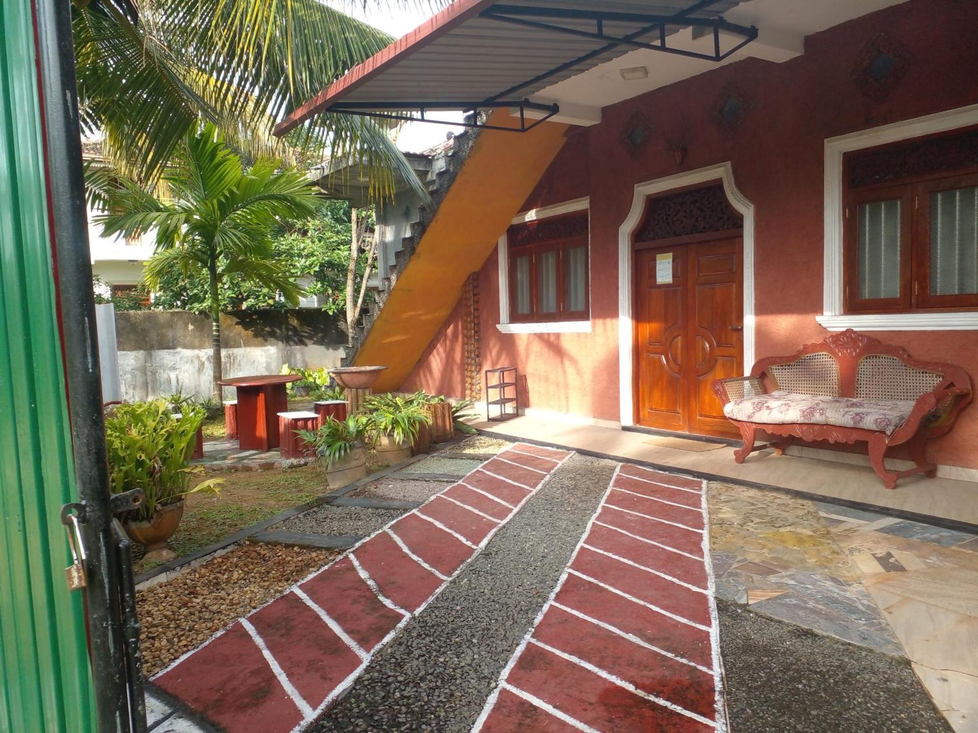 Star Home Stay Bentota Eksteriør bilde